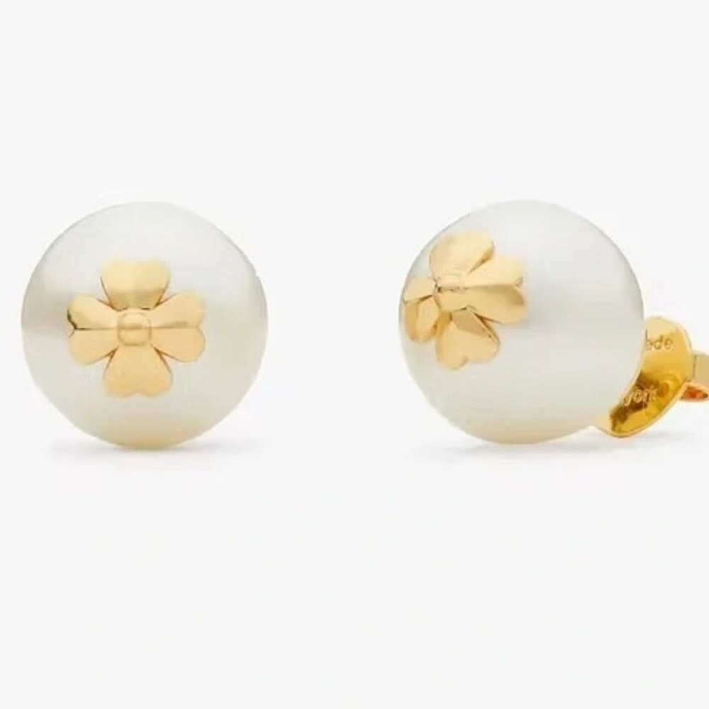 Kate Spade New York Pearls On Pearls Stud Earrings, model KB887